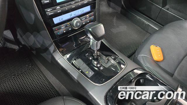 Kia OPIRUS 2011 — photo 12