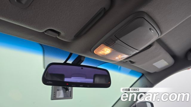 Kia OPIRUS 2011 — photo 21