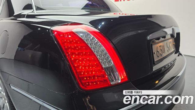 Kia OPIRUS 2011 — photo 9