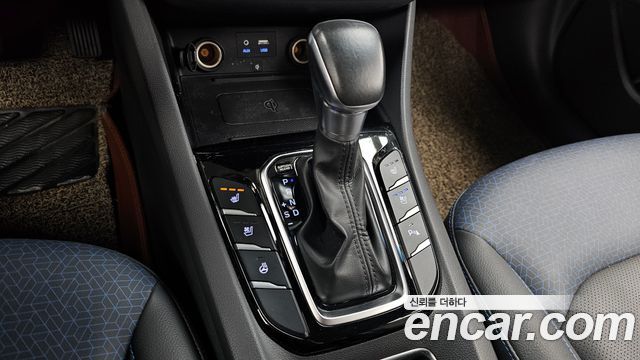 Hyundai Ioniq 2016 — photo 12