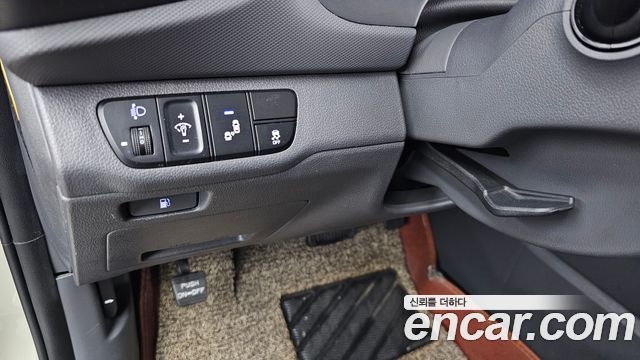 Hyundai Ioniq 2016 — photo 20