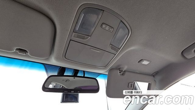 Hyundai Ioniq 2016 — photo 25