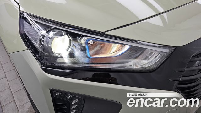 Hyundai Ioniq 2016 — photo 8