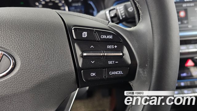 Hyundai Ioniq 2016 — photo 27
