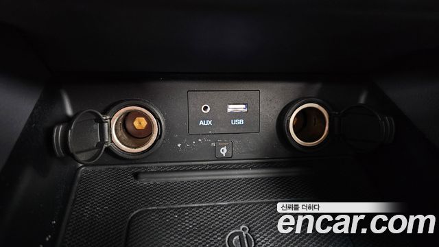 Hyundai Ioniq 2016 — photo 30