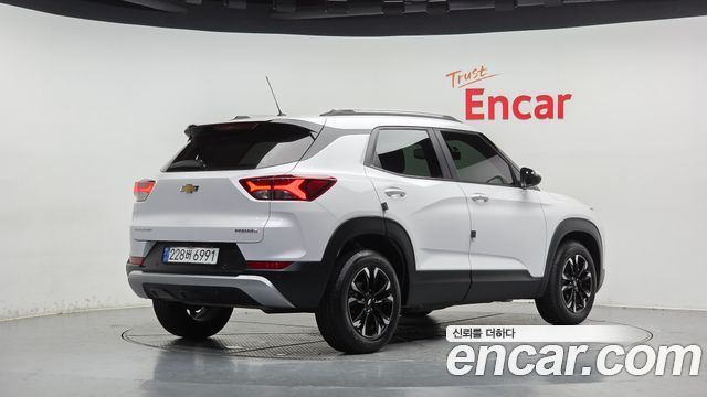 Chevrolet Korea Trailblazer 2022 — photo 2