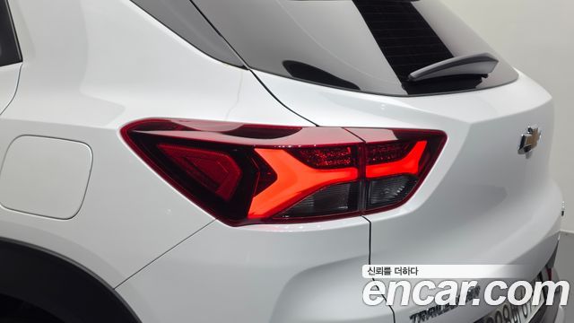 Chevrolet Korea Trailblazer 2022 — photo 9