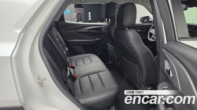 Chevrolet Korea Trailblazer 2022 — photo 16