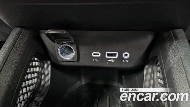 Chevrolet Korea Trailblazer 2022 — photo 30