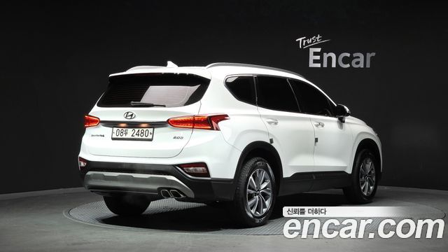 Hyundai Santafe 2019 — photo 2