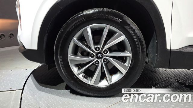 Hyundai Santafe 2019 — photo 5