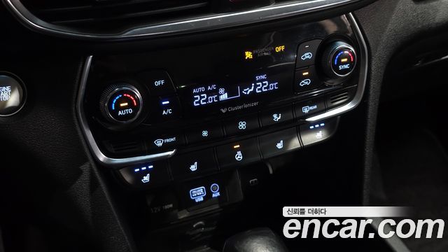 Hyundai Santafe 2019 — photo 18