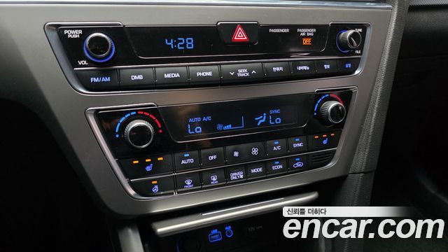 Hyundai Sonata 2017 — photo 25