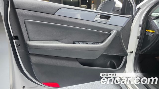 Hyundai Sonata 2017 — photo 14