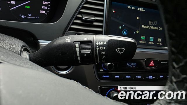 Hyundai Sonata 2017 — photo 29