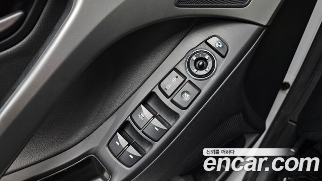 Hyundai AVANTE 2015 — photo 18
