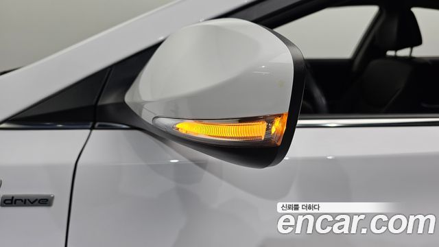 Hyundai AVANTE 2015 — photo 29
