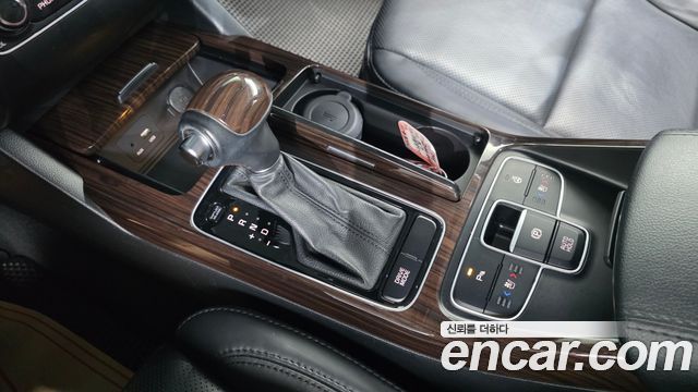 Kia K7 2015 — photo 9