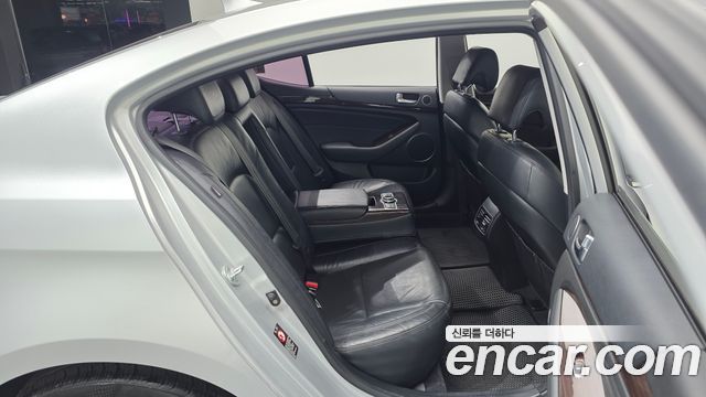 Kia K7 2015 — photo 12
