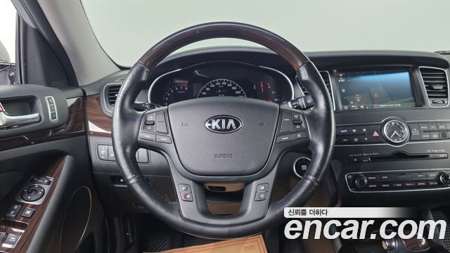 Kia K7 2015 — photo 14