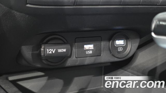 Hyundai AVANTE 2023 — photo 19