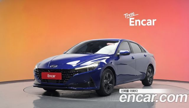 Hyundai AVANTE 2023 — photo 1