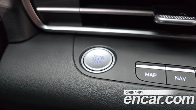 Hyundai AVANTE 2023 — photo 27