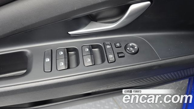 Hyundai AVANTE 2023 — photo 28