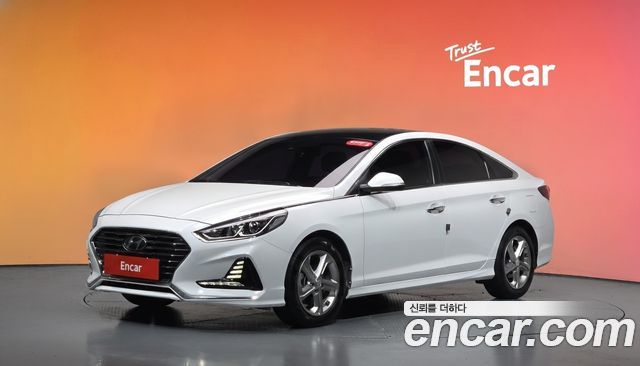 Hyundai Sonata 2019 — photo 1