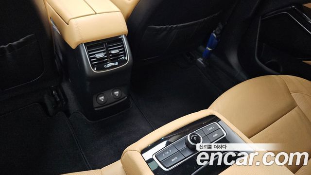 Kia K7 2020 — photo 24