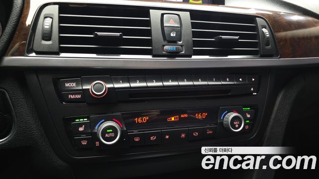 BMW 3-Series 2012 — photo 19