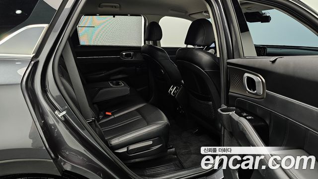 Kia Sorento 2021 — photo 18