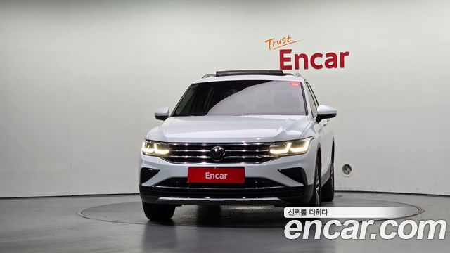 Volkswagen Tiguan 2023 — photo 3