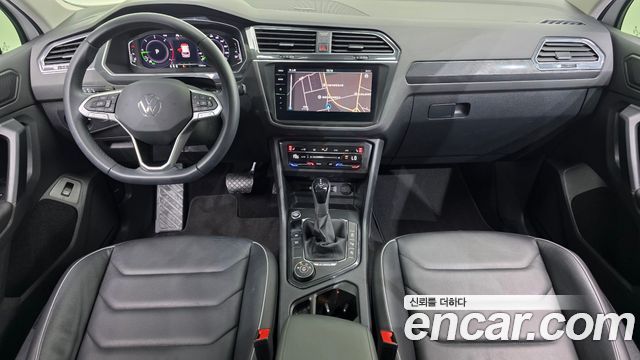 Volkswagen Tiguan 2023 — photo 7