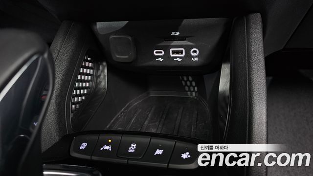 Chevrolet Korea Trailblazer 2021 — photo 36