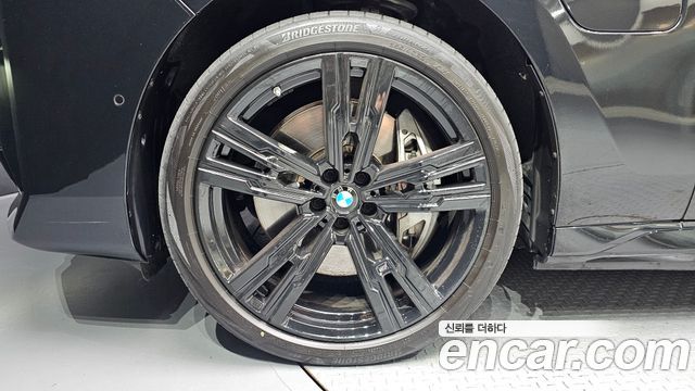 BMW 7-Series 2023 — photo 5