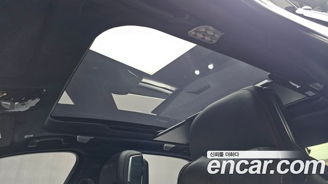 BMW 7-Series 2023 — photo 31