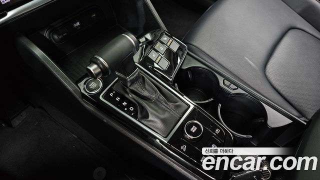 Kia Sportage 2022 — photo 9