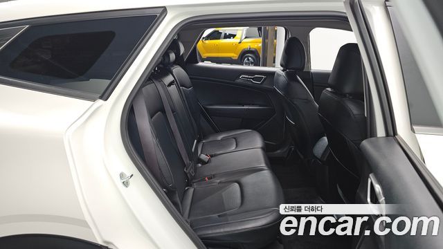Kia Sportage 2022 — photo 11
