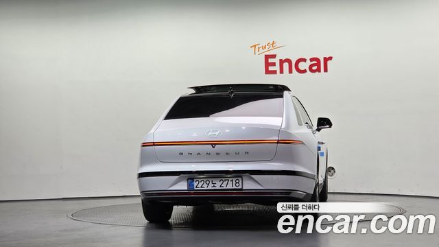Hyundai Grandeur 2025 — photo 4