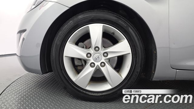 Hyundai AVANTE 2014 — photo 5