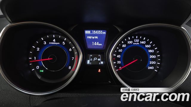 Hyundai AVANTE 2014 — photo 8