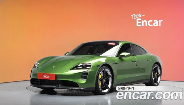 Porsche Taycan 2021 — photo 1