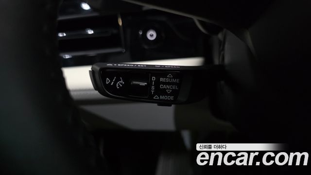 Porsche Taycan 2021 — photo 30