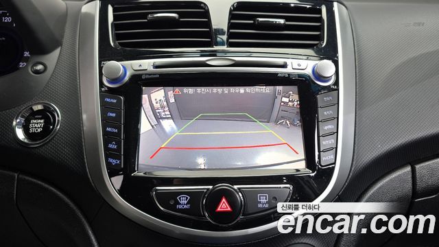 Hyundai Accent 2015 — photo 20
