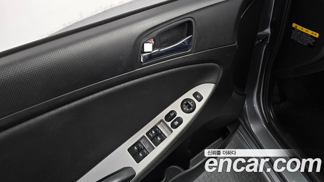 Hyundai Accent 2015 — photo 26