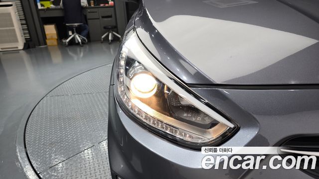 Hyundai Accent 2015 — photo 8