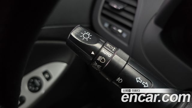 Hyundai Accent 2015 — photo 27