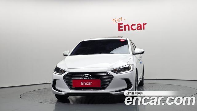 Hyundai AVANTE 2017 — photo 3