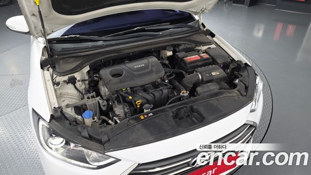 Hyundai AVANTE 2017 — photo 6